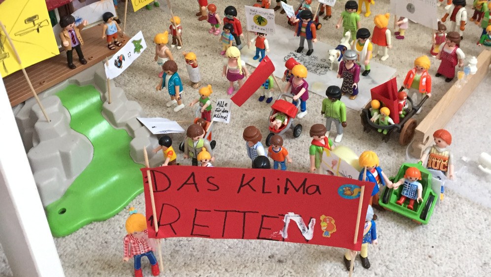 Internationaler Protest- und Streiktag der Arbeiter-, Jugend- und Umweltbewegung im Kinderzimmer