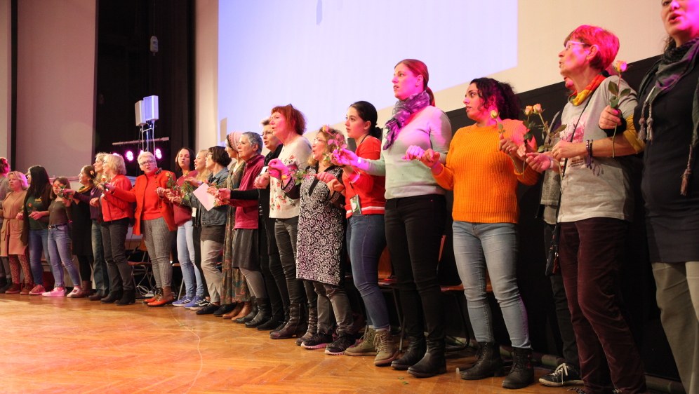 Die neugewählten Mitgliedsfrauen des Kämpferischen Frauenrats (Foto: RF)