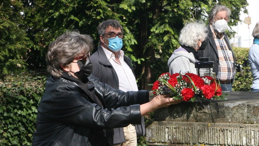 Albstädter Bürgerinnen und Bürger gedenken 164 sowjetischer und polnischer Zwangsarbeiter