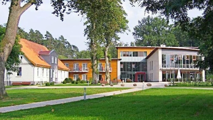 Herbstsubbotnik im Ferienpark „Plauer See“ in Alt Schwerin