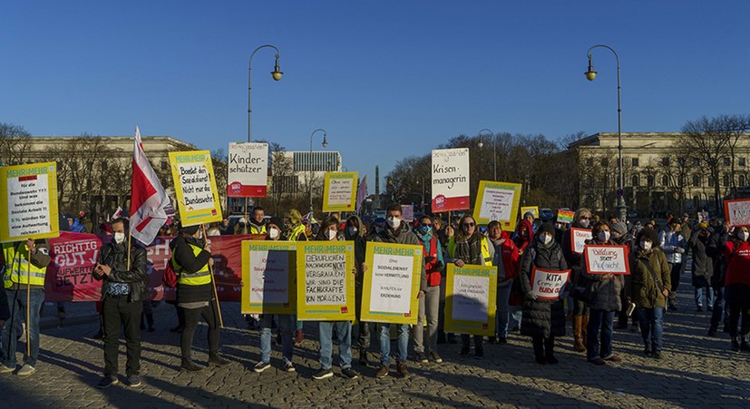 Starkes Zeichen: Frauenbewegung verbindet sich mit der Arbeiterbewegung