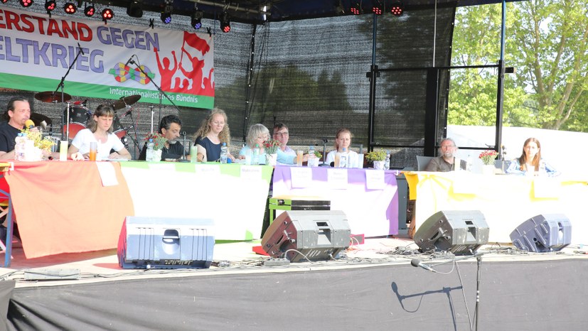 Pfingstjugendtreffen – Highlight Podiumsdiskussion und tolles Programm (Stand 17.30 Uhr)