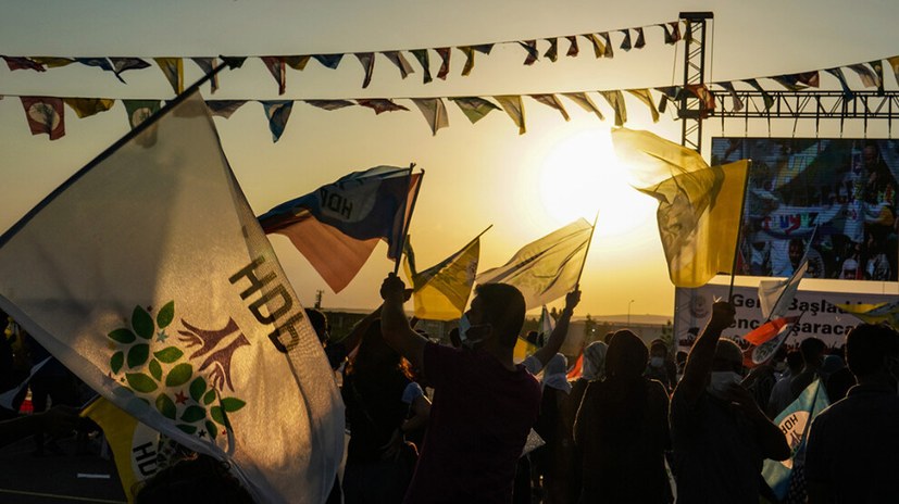 Kobanê-Prozess gegen 108 Angeklagte - Vorwand für drohendes HDP-Verbot