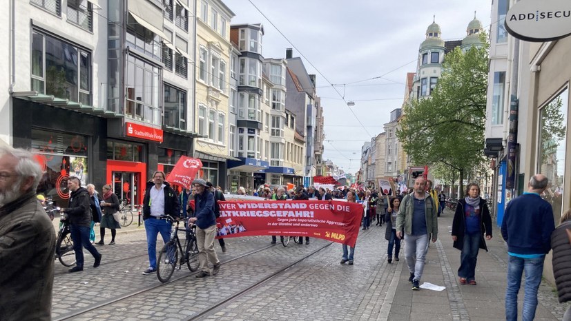 4500 Menschen demonstrierten durch Bremen