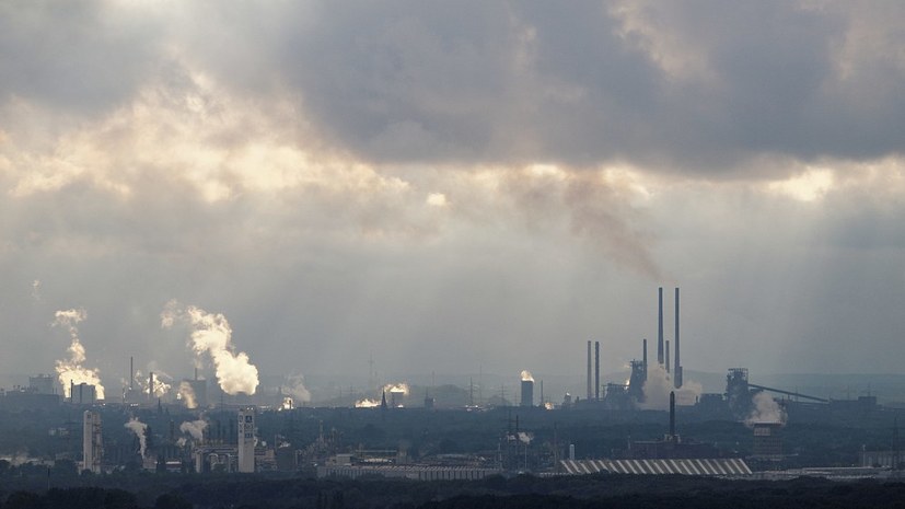 Was hat es mit dem Einbruch der Industrieproduktion auf sich?