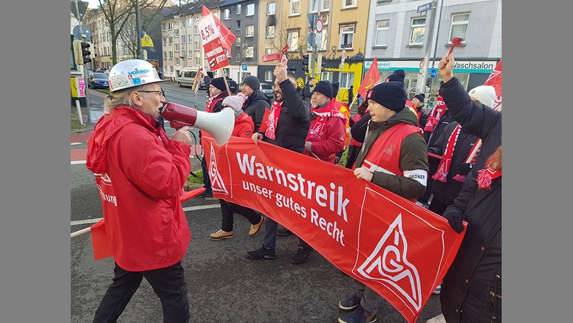 Warnstreik der Dortmunder und Bochumer Stahlarbeiter