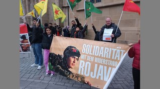 Kundgebung gegen türkische Angriffe auf Rojava