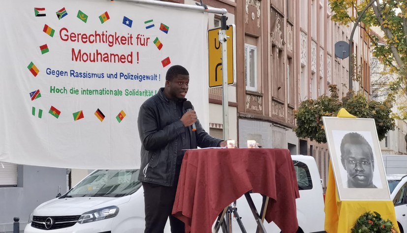 Kommt zum Info-Stand und zur Kundgebung des Freundeskreises Mouhamed!