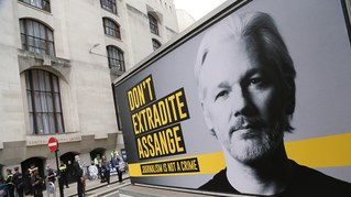 "Free Assange" - Wikileaks-Gründer darf nicht an die USA ausgeliefert werden!