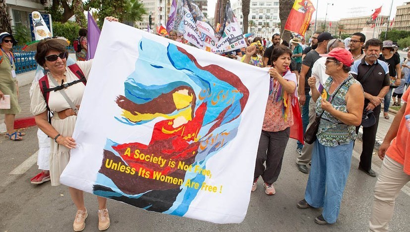 Das Frauenbewusstsein ist  international erwacht – für die Befreiung der Frau im echten Sozialismus!