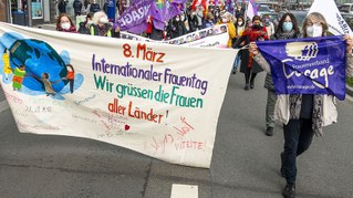 Der 8. März ist unser Tag – Kampftag für die Befreiung der Frau weltweit!