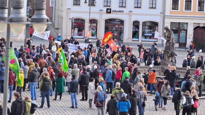 Kundgebung gegen Rechts und das Scheitern antikommunistischer Ausgrenzungsversuche