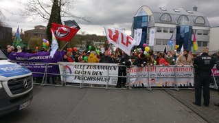 Regional mobilisiert: Breiter Protest gegen Flüchtlingshetze