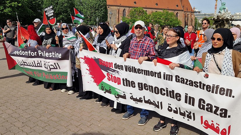 Kämpferischer Protest gegen Verbot von Palästina-Kongress