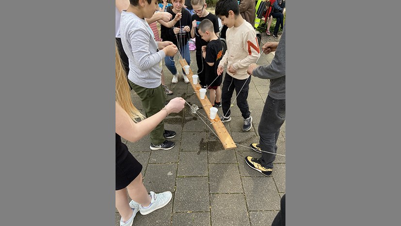 Wasserplanke: Keinen einzigen Becher verloren!