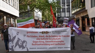 Stuttgart: Kämpferische Gewerkschafter und Organisationen setzen sich gegen Spaltung der DGB-Spitze durch
