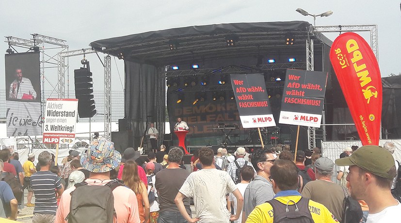 Zehntausende auf der Straße gegen AfD-Parteitag –  Tausendfache Diskussionen: „Wer AfD wählt, wählt Faschismus“