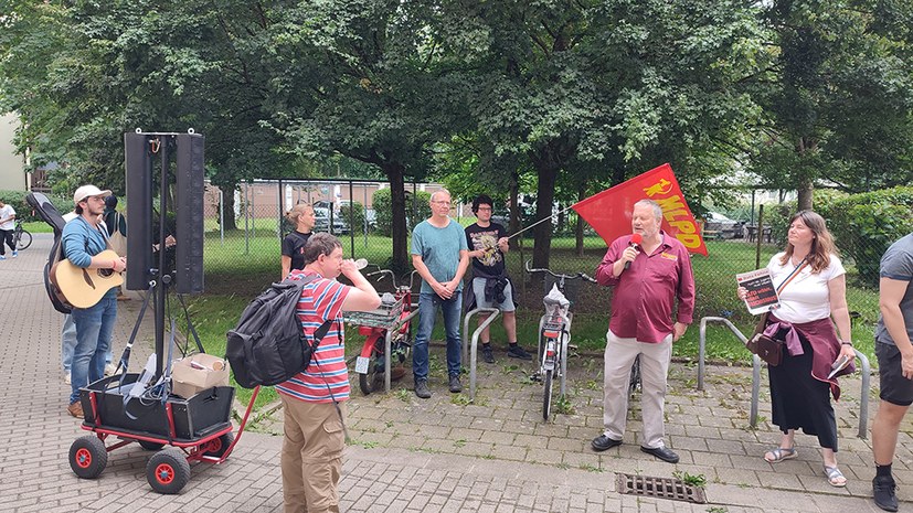 Mit Stefan Engel auf Straßenumzug