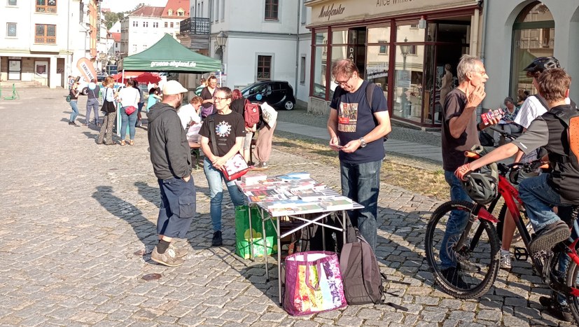 Ein Faschist mit Sonnenbrille bleibt ein Faschist