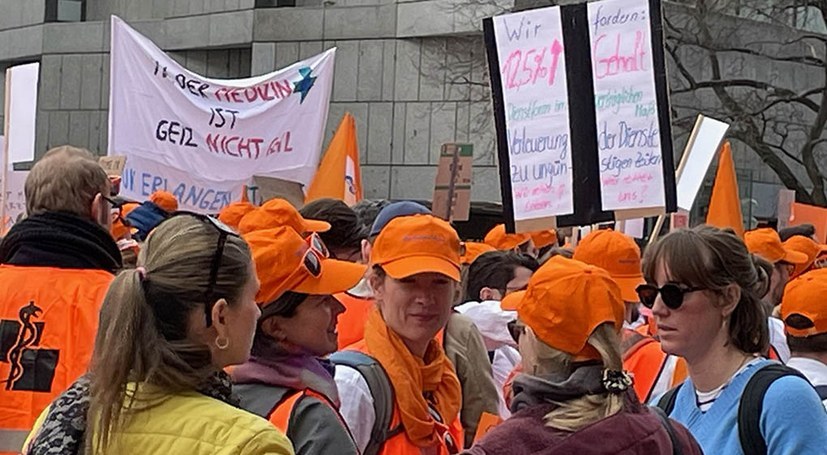 Gewerkschaftsdemo gegen Kriegskurs, Rechtsentwicklung und Abbau sozialer Errungenschaften