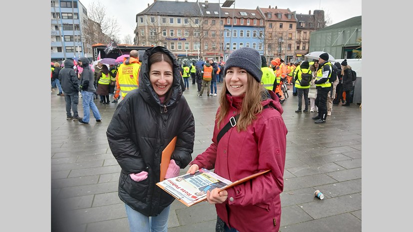 Tourtag in Mannheim: Gespräche, große Aufgeschlossenheit am Tor und antifaschistisches Engagement