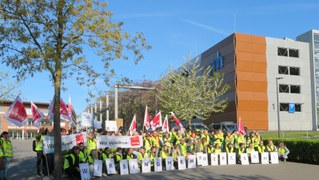 „Heute ist kein Arbeitstag – heute ist Streiktag!“