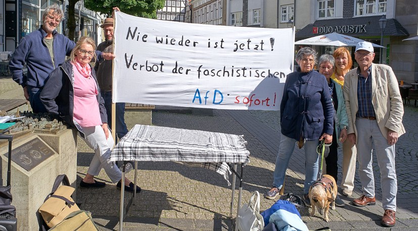 Kundgebung für die neue Friedensbewegung gegen Faschismus und Krieg