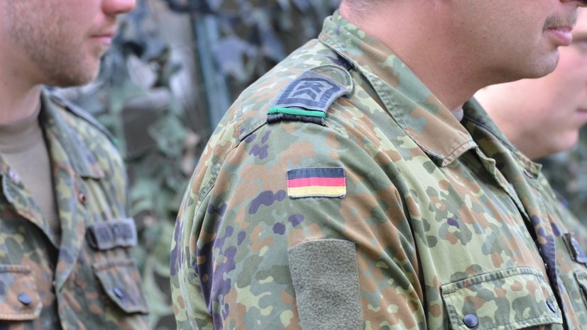 Wehrdienst: attraktiv, freiwillig?