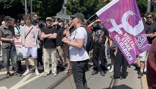 Keinen Fußbreit den Faschisten