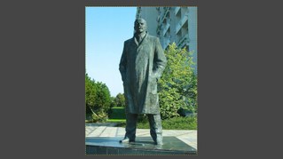 Machen wir eine Gegendemo zum Erhalt des Lenin-Denkmals
