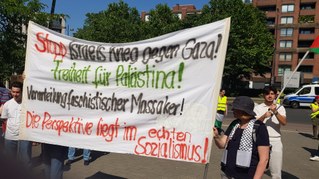60.000 Menschen in Berlin - buntes Fahnenmeer in Dortmund