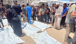 "Blutiges Brot" - Israelische Armee verübt "Hilfsgüter-Massaker"