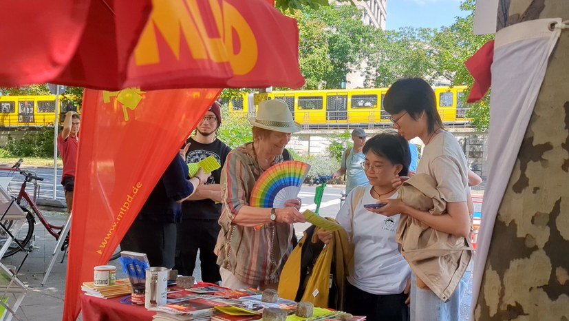 Rote-Queer Politik auf dem Motzstraßenfest