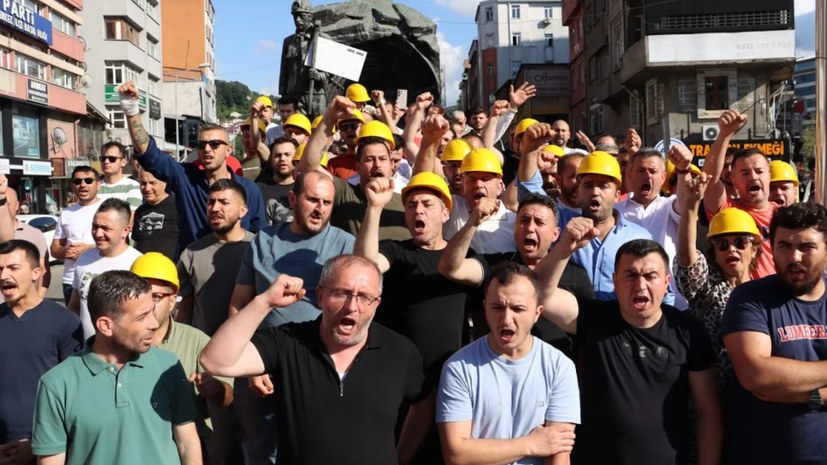 Arbeiter bereiten sich auf Streiks vor
