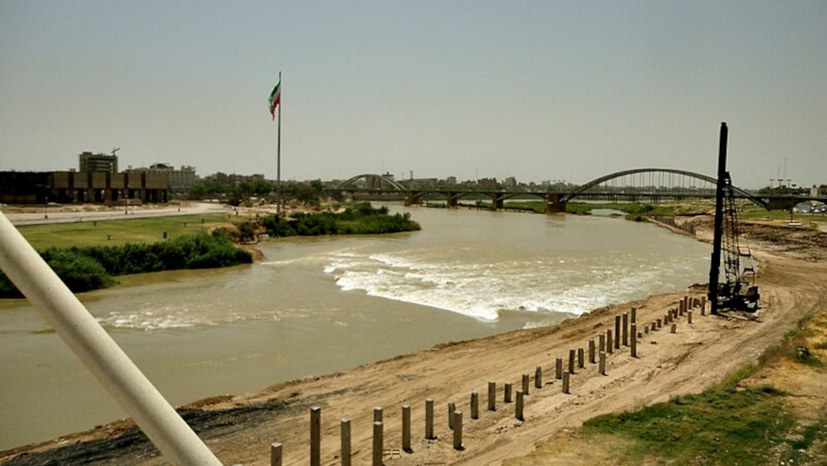 Die „Wasser-Mafia“ hat den Karun-Fluss und sein Land getötet
