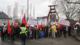 RAG-Stiftung: Kurs auf Kriegswirtschaft