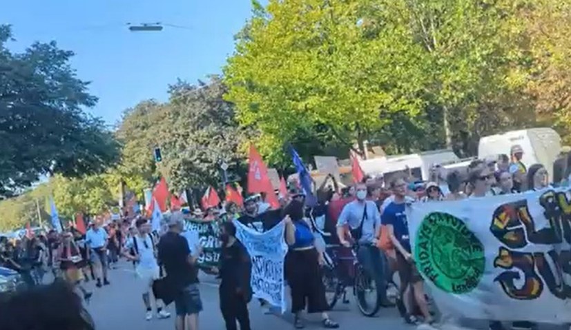 Aktiver Widerstand versus Autokonzerne