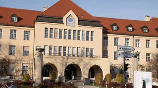 Steigende Krankenkassenbeiträge und ein todkrankes Gesundheitssystem