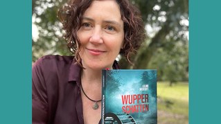 Musikalische Krimi-Lesung über den antifaschistischen Roman "Wupperschatten"