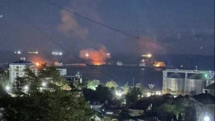 Ukrainische Drohnen setzen Öltanker in Brand