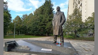 Debatte um das Lenin-Denkmal in Schwerin hält an