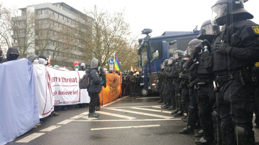 Die Losung des Tages: Wir sind alle Antifaschisten!