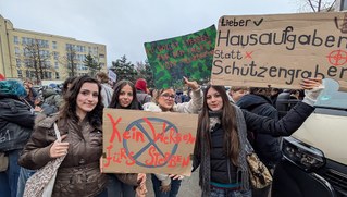 "Lieber Hausaufgaben als Schützengraben"