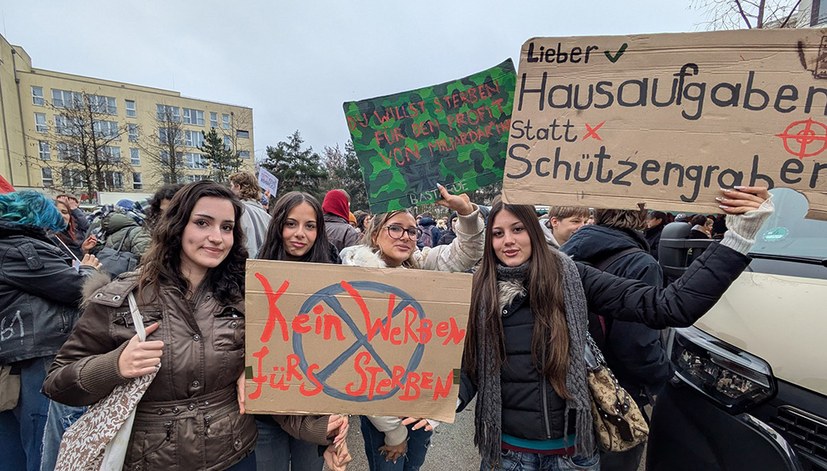 "Lieber Hausaufgaben als Schützengraben"