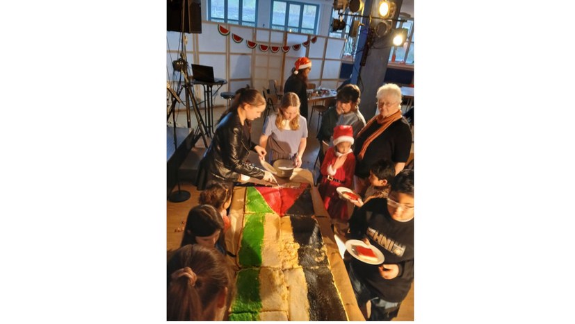 Rotfüchse Stuttgart backen Mega-Torte für Gaza