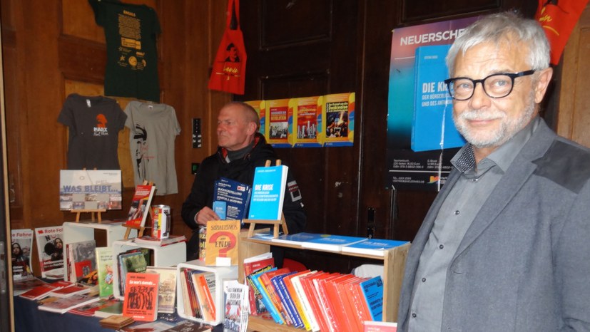 Verlag Neuer Weg war mittendrin