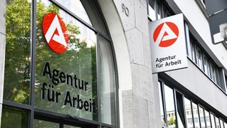 Ein mutmachender Rat an Arbeitslose und Jugendliche: „Weiter lernen, bewerben, hoffen“