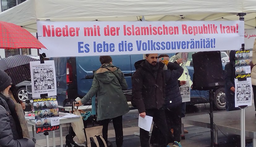 Nieder mit der islamischen Republik Iran!  Es lebe die Volkssouveränität!