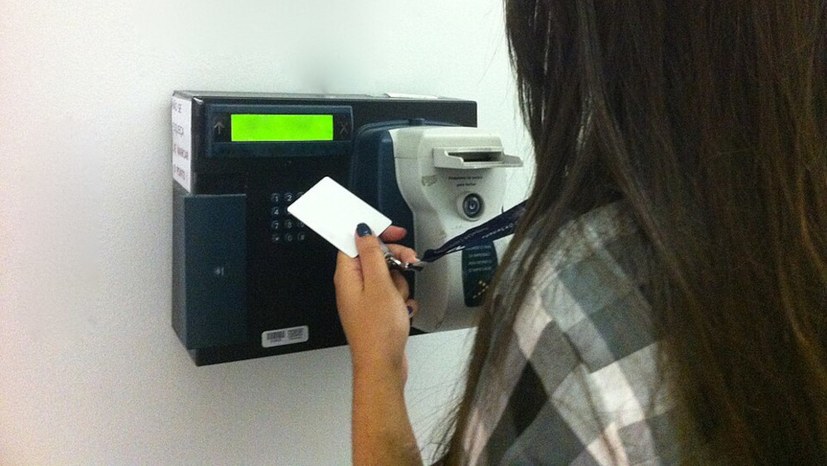 „Hände weg vom Acht-Stunden-Tag – Mit Macht für die Acht!“