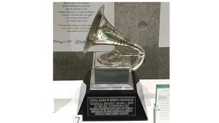 Widerstand gegen Trumps Faschismus verbreitert sich - Grammy-Verleihung 2026 – politisch interessant!